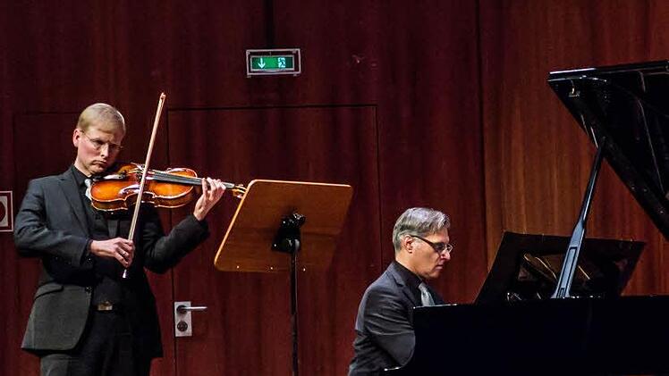 Das Coburger Kammertriobeeindruckte beim Konzert im Kongresshaus. Foto: Jochen Berger
