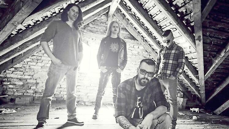 Bullhead ist die Gastband am Samstag  Foto: MIH