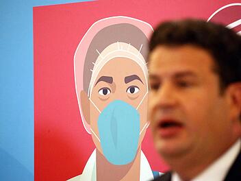 Ende Juli gibt Arbeitsminister Hubertus Heil (SPD) eine Pressekonferenz zum Arbeitsschutzkontrollgesetz. Foto: Wolfgang Kumm, dpa