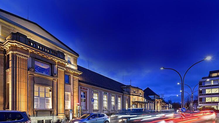 Auch der Coburger Bahnhof ist dabei, wenn es um "Licht im Stadtraum" geht im Vortrag am 31. Mai.