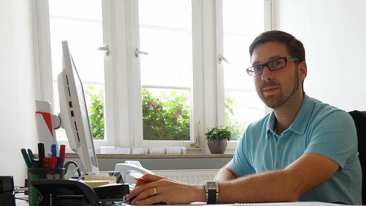 Matthias Bickert hat sein Büro im Rathaus. Foto: Arkadius Guzy