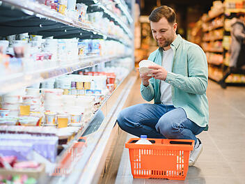 Joghurt essen, Joghurt kaufen, Skyr, Naturjoghurt