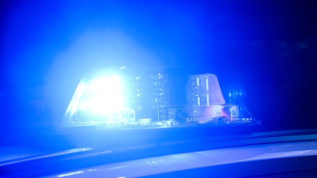 Unfall auf A73 im Kreis Bamberg: Fahrer flüchtet - Polizei nennt Detail