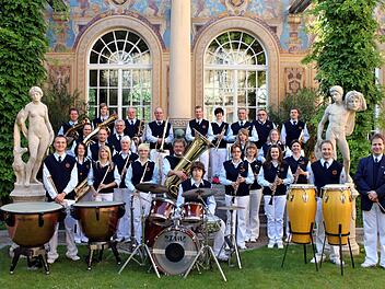 Das Rotkreuz-Orchester tritt am Sonntag, 7. Mai, in der Bad Kissinger Wandelhalle auf. Foto: Alexander Wachsmann