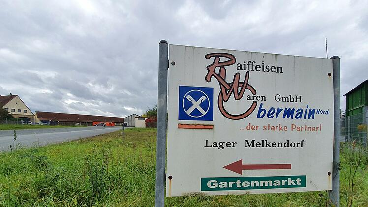 Wenn es stimmt, was man sich derzeit erzählt, ist das Raiffeisen-Warenlager in Melkendorf bald Geschichte.