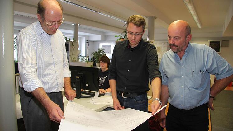 Das Steinwiesener Unternehmen RVT Process Equipment hat neue Eigentümer und eine neue Geschäftsführung: Werner und Christian Geipel sowie Herbert Rüger.