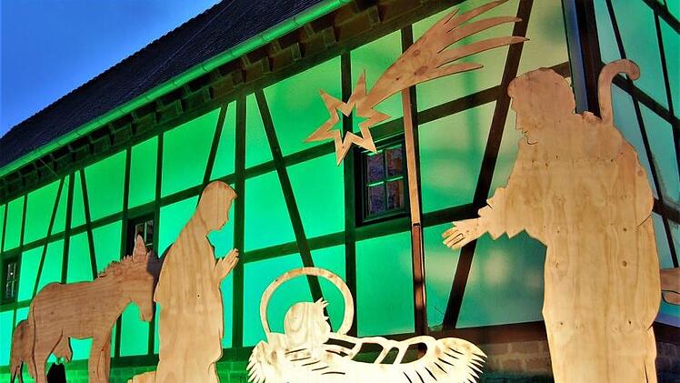 Frischats Krippenweg vor der Museumsscheune ist wieder aufgebaut. Foto: Sigismund von Dobschütz