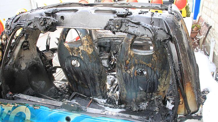 Kitzingen: Brandanschlag auf Auto von Stadtrat - Verdächtiger gefasst