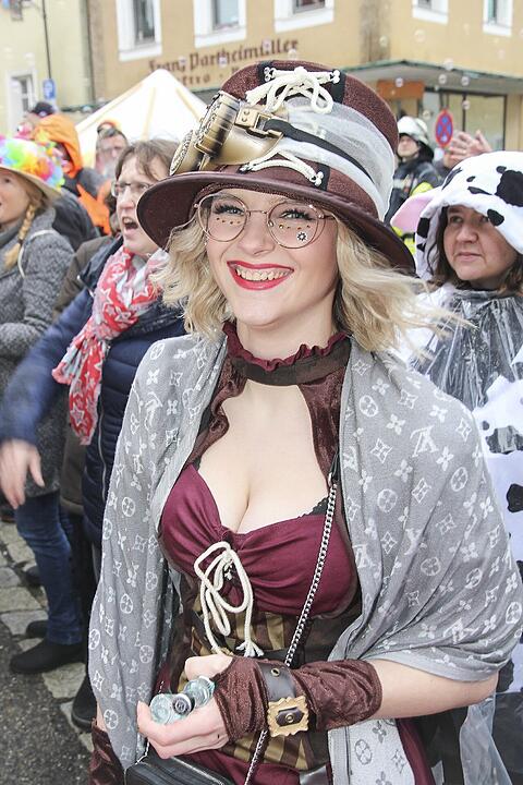 Großer Faschingsumzug  zum Stadtsteinacher Marktplatz