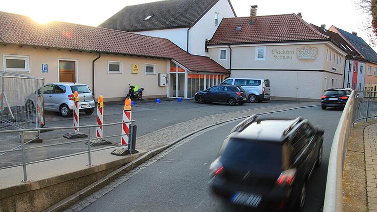 Hier war fr&uuml;her der Sparmarkt und die B&auml;ckerei in Marktgraitz. Foto: Tobias Kindermann