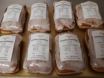 Die Kassenbon-Krapfen sind derzeit in der F&uuml;rther B&auml;ckerei und Konditorei Streicher der totale Renner. Foto: Roland Streicher/Facebook