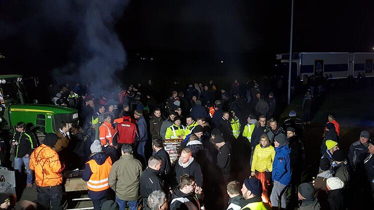 Viele waren gekommen, um ihrem Unmut Luft zu machen. Foto: privat