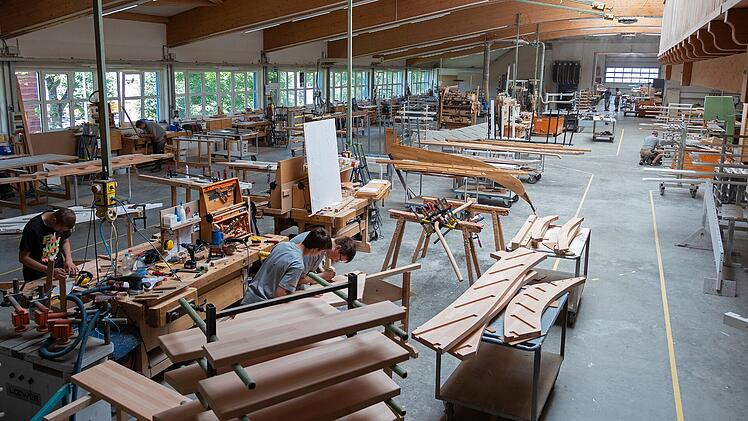 Innenraum und Werkstatt der Paltian Treppenbau GmbH.