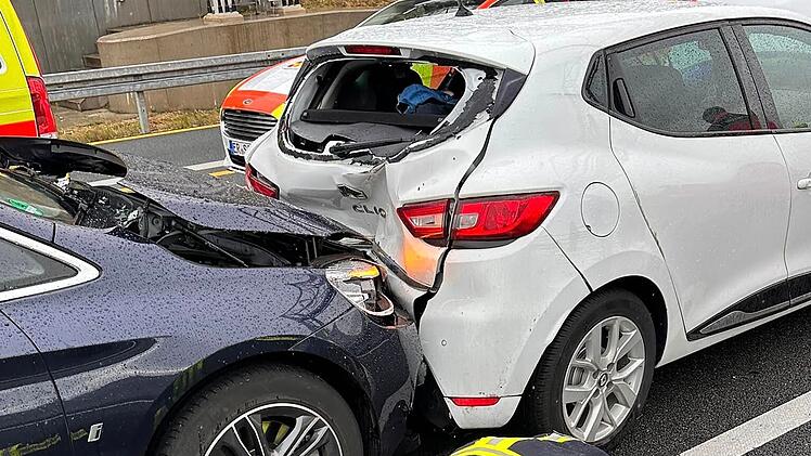Autofahrer-Irrsinn nach Massencrash auf A3: "Warum riskiere ich das Leben anderer?"