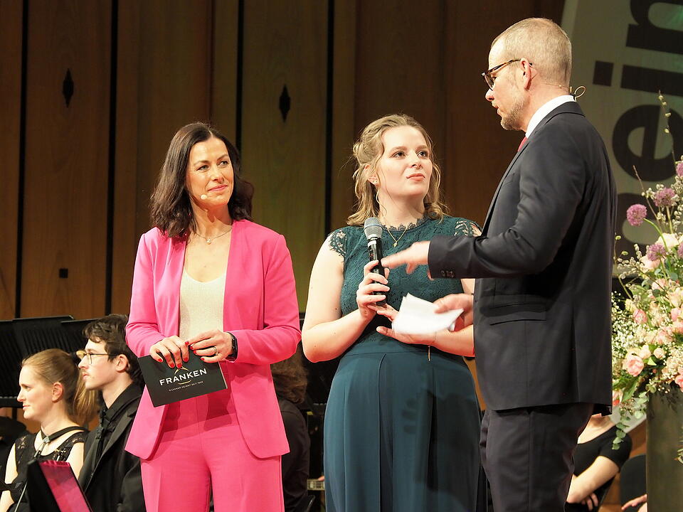 Die 68. Fr&auml;nkische Weink&ouml;nigin wurde gekr&ouml;nt.