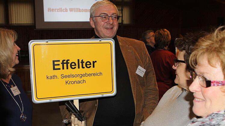 Zumindest am Tisch von Effelter herrschte entspannte Atmosphäre.Michael Wunder