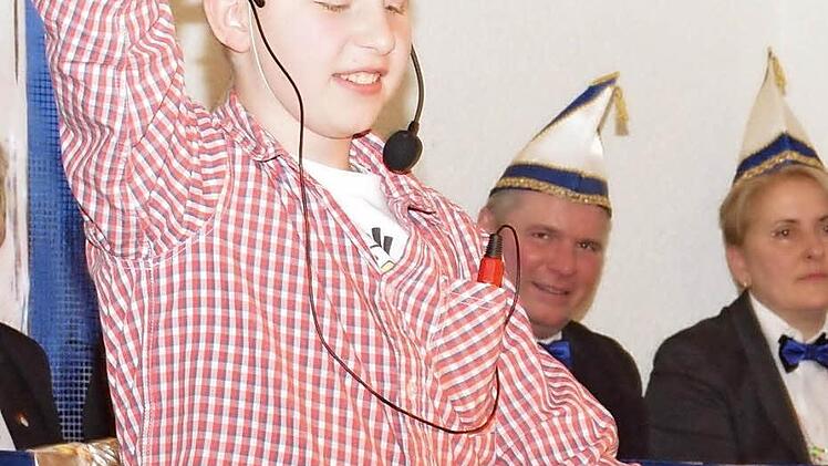 Erstmals trat beim "Bunten Abend" der "Concordia" eine Kinderbütt auf. Hier Adrian Büschel als "Der kleine Murch".