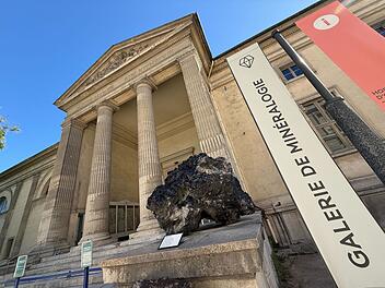 Seltene Goldnuggets im Naturkundemuseum in Paris gestohlen