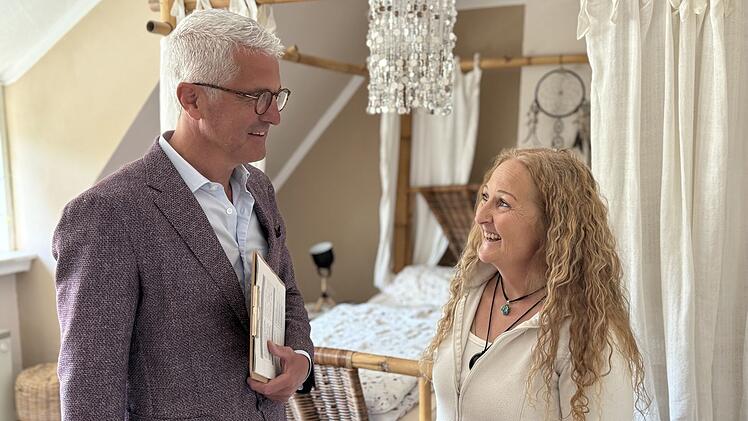 Susanne sucht Hilfe bei Schlafcoach Nils Rabens. Der r&auml;t zu mehr Gelassenheit.