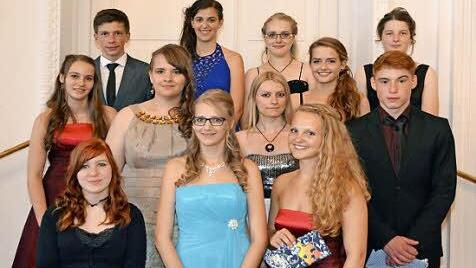 Die besten Absolventen der Realschule.  Foto: Peter Rauch