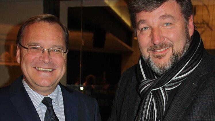 Die politischen Verhältnisse nach der Stadtratswahl könnten dazu führen, dass Bamberg künftig drei Bürgermeister bekommt. Als möglicher Kandidat ist unter anderem auch Klaus Stieringer (SPD, r.), hier im Bild mit OB Andreas Starke (SPD).