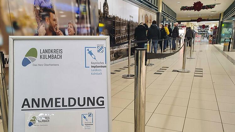 Im Kulmbacher Impfzentrum ist wieder deutlich mehr los in diesen Tagen. Foto: Christine Fischer