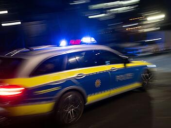 Verfolgungsjagd in Breitengüßbach: 14-Jähriger soll mit geklautem Auto durch Ort gerast sein Verfolgungsjagd in Breitengüßbach: 14-Jähriger soll mit geklautem Auto durch Ort gerast sein