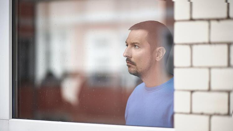 Die USA sind bereits ein faschistisches Land, sagen einige der von Thilo Mischke interviewten Oppositionellen vor der Kamera. Eine Aktivistin aus Florida hat bereits die Betten ihrer Kinder vom Fenstern abger&uuml;ckt - aus Angst vor Anschl&auml;gen auf ihr Haus.