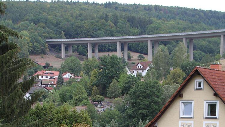 Ein Gartenparadies hat der Testfahrer in Römershag ausgemacht. Foto: Ulrike Müller