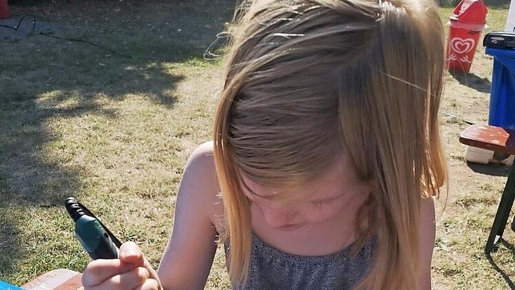 Sophia und Lina hat es gefallen. Die Programmangebote stehen online, Anmeldungen sind auch f&uuml;r Nicht-Kissinger m&ouml;glich. Fotos: Laura Wilm