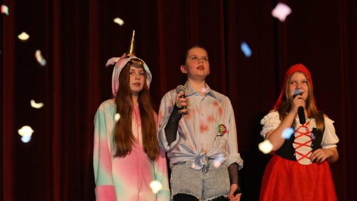Impressionen vom Kinderfasching in der Kulmbacher StadthalleFoto: Barbara Herbst