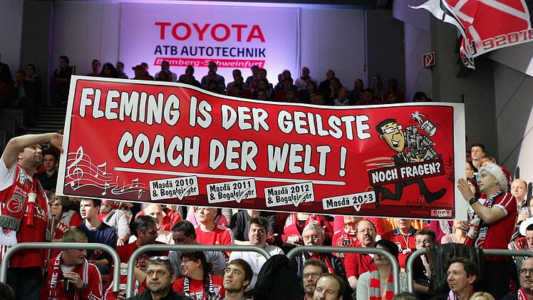 Fanliebling: Kurz vor seiner Entlassung 2014 machten sich die Bamberger Anhänger für einen Verbleib Flemings stark.  Foto: sportpress/Archiv