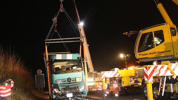 B289: Tanklaster verkeilt sich