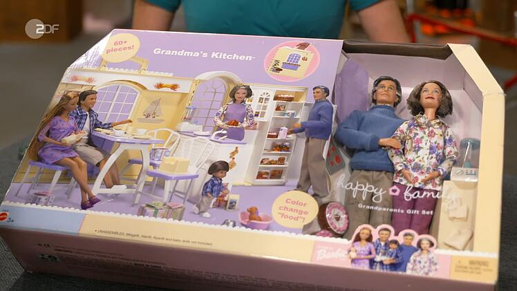 Jos van Katwijk bezahlte 280 Euro f&uuml;r das Barbie-Set.