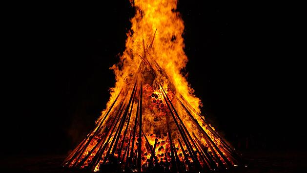 Sonnwendfeuer