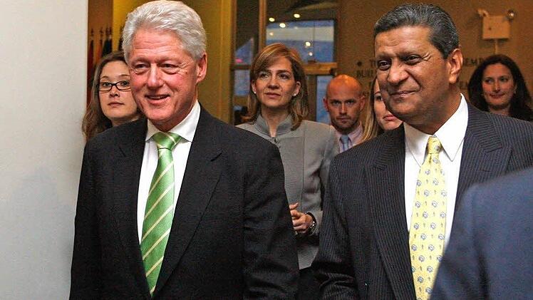 Von den drei US-Präsidenten, die Daniela (hinten, links) getroffen hat, war Bill Clinton (vorne, links) der coolste, sagt sie. Foto: privat