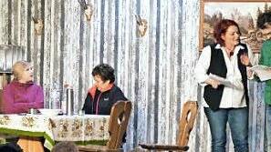 "Die lustigen Laien" spielen Theater.  Foto: Patrick Schroll