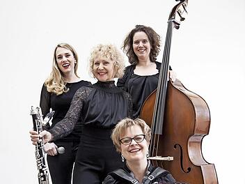 „Klezmers Techter“ spielen in Tüchersfeld.