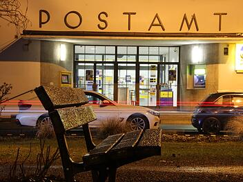 Das Postamt ist zu klein für das gestiegene Paketaufkommen. Die Post sucht einen neuen Zustellstützpunkt in Bad Kissingen. Borst/Archiv
