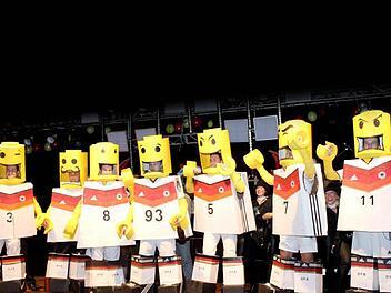 Die Legomännchen triumphierten beim Kostümwettbewerb. Fotos: fra-press