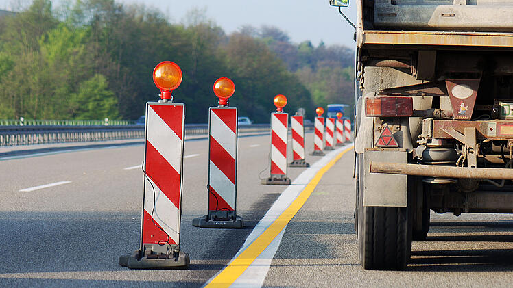 Symbolbild: Baumaßnahmen, Baustelle, Autobahn