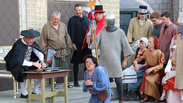 "Der Glöckner von Notre Dame" wurde im Schrimpf'schen Schloss aufgeführt. Foto: Dieter Britz