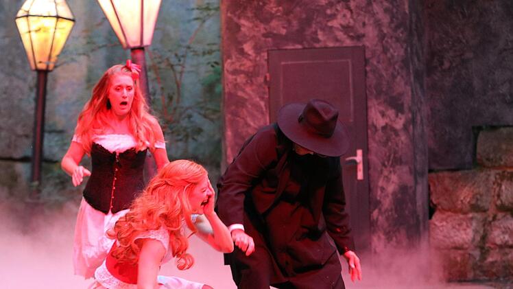 Die Bayerische Rundschau hatte ihre Leser zu "Dr. Jekyll und Mr. Hyde" an die Naturbühne Trebgast eingeladen. Foto: Jürgen Gärtner