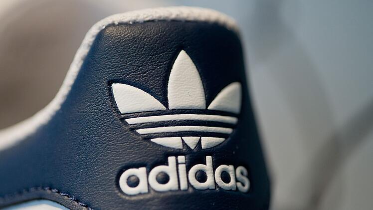 Droht jetzt Streik bei Adidas? "Ruf soll gezielt beschädigt werden"