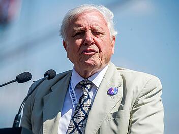 Forschungsschiff RRS Sir David Attenborough startet