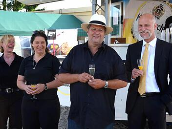 Bei der Eröffnung (von links) Marion Ripberger, Sabine Rösner, Peter Rösner und Oberbürgermeister Kay Blankenburg.  Foto: Peter Rauch