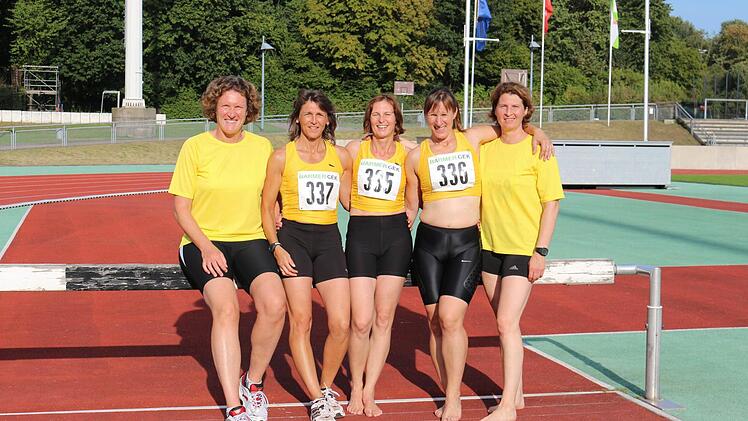 Martina Greithanner, Iris Heid, Katja Hofmann, Eva Wilm und Tanja Köhler sind Disziplintrainerinnen der TSV-Leichtathletik. Foto: TSV Münnerstadt