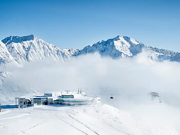 3S Bahn Stubaier Gletscher_Bergstation