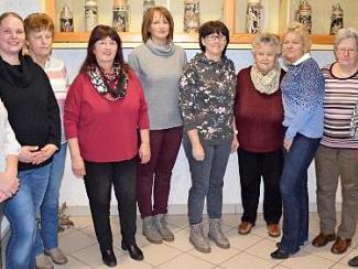 Der Vorstand des Frauenkreises Unterlangenstadt mit der Vorsitzenden Elke Schramm (rechts) Foto: Thomas Micheel