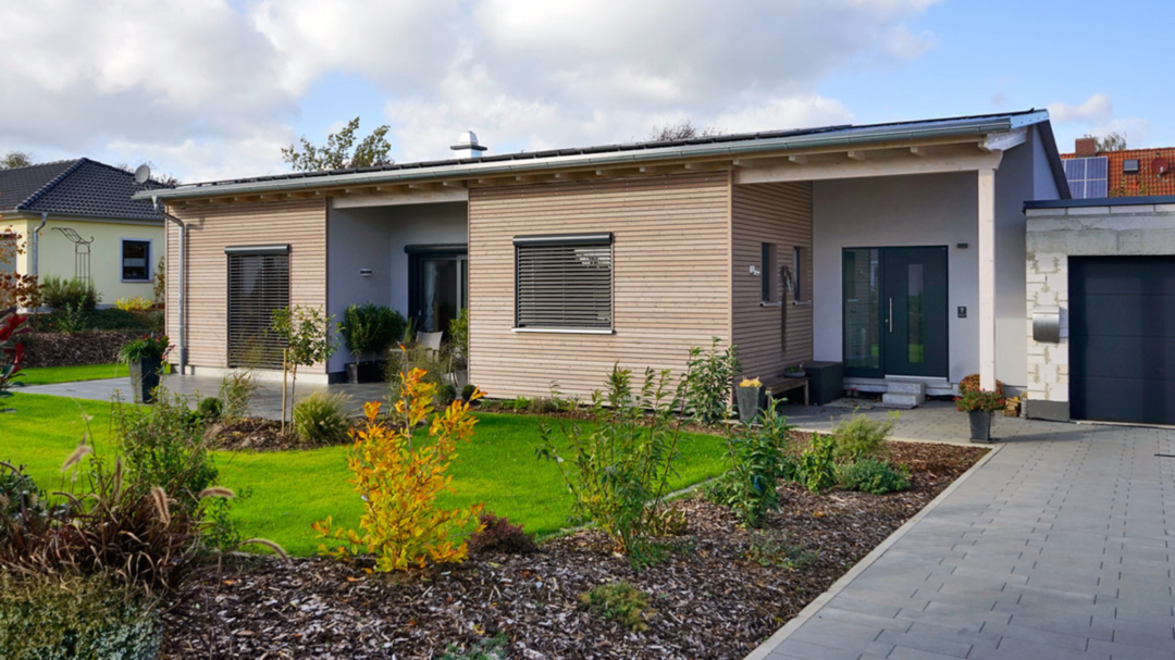 HAAG Holzhäuser NEU